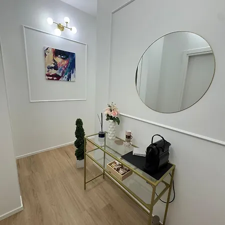 Πανσιόν Marty - Luxury 4*